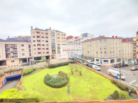 Piso de 113 m² en Oviedo