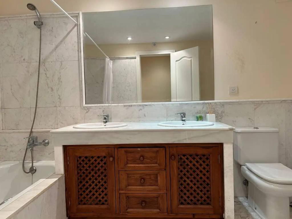 Wohnung 130 m² in Estepona