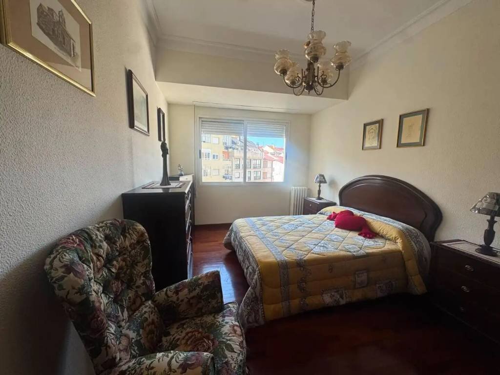 Piso de 121 m² en Ourense