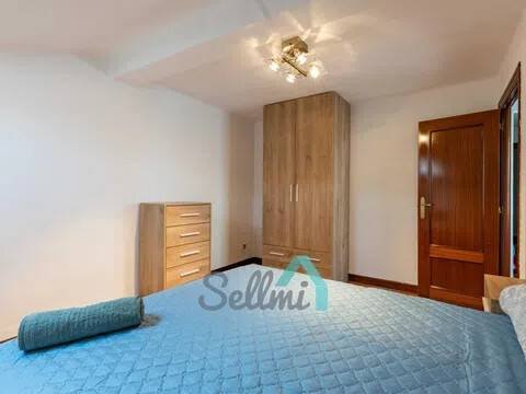 Piso de 73 m² en Oviedo
