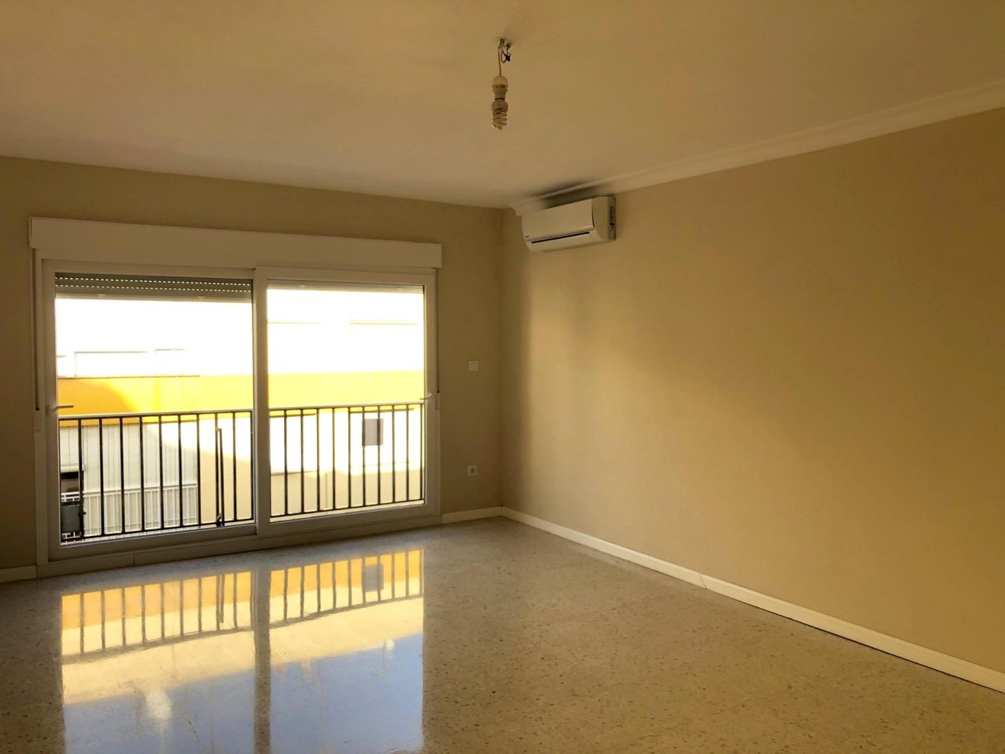 Piso de 146 m² en Sevilla