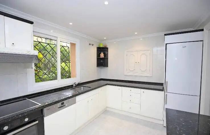 Casa de 180 m² a Estepona