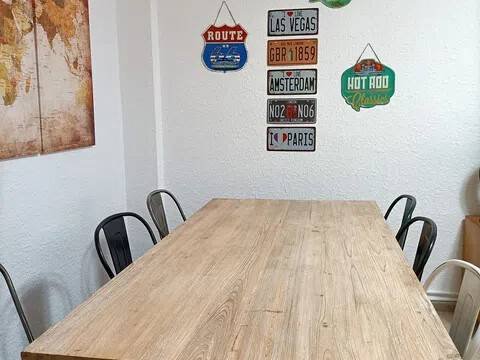 Habitación 240 m², La Almunia de Doña Godina