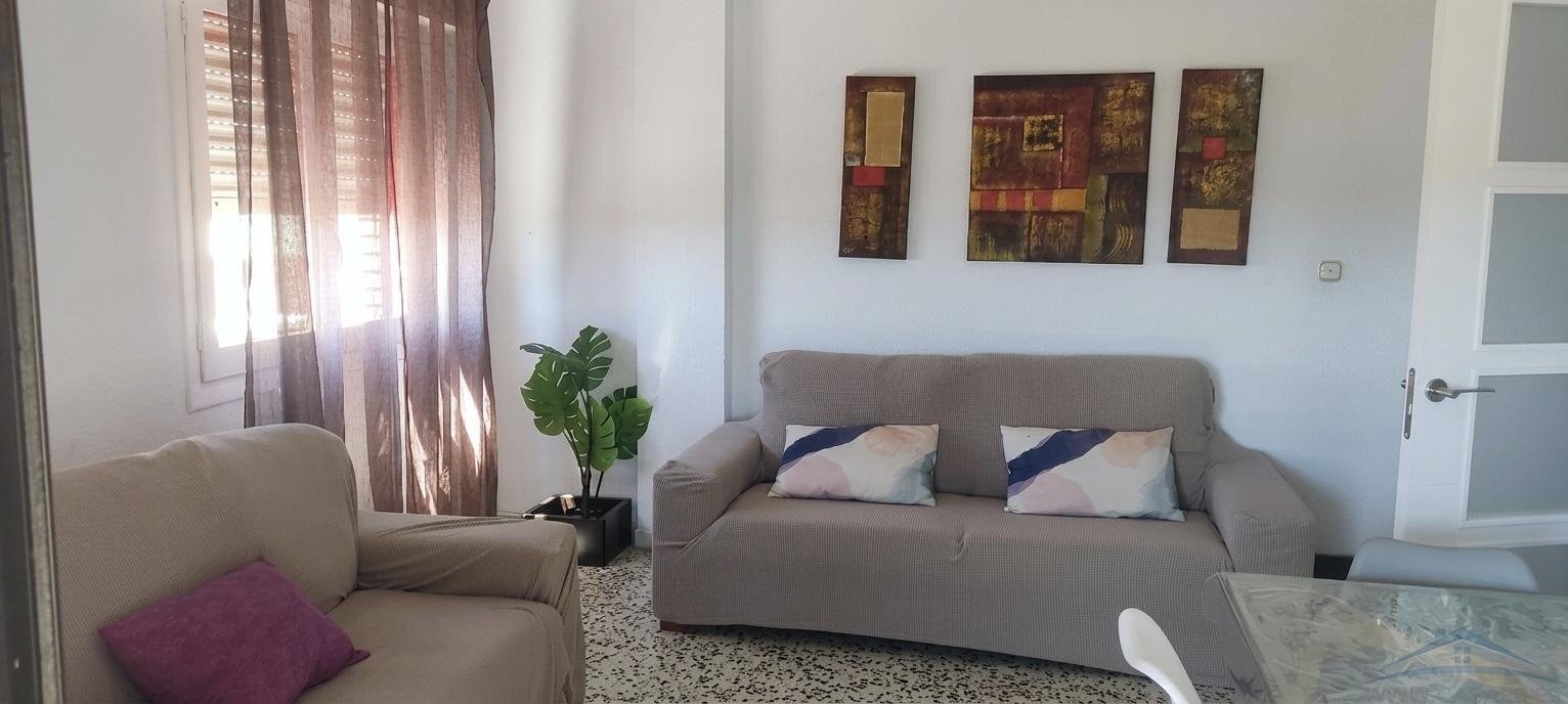 Piso de 90 m² en Almería