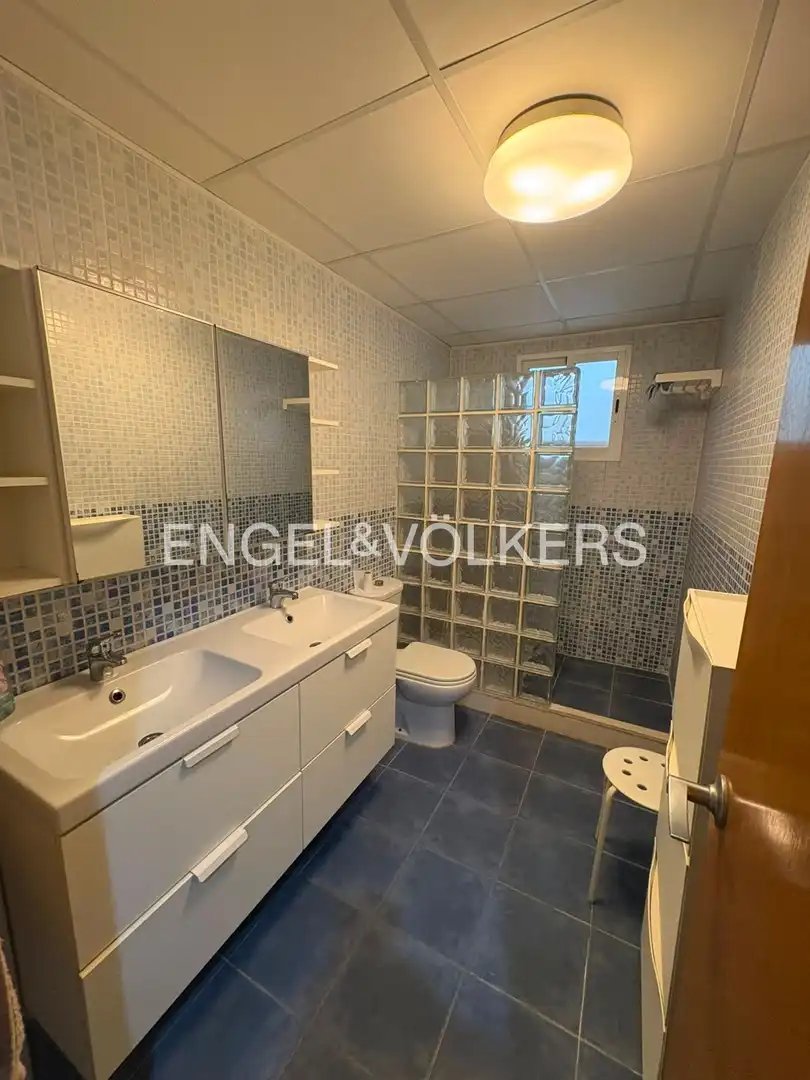 Piso de 131 m² en Benifaió