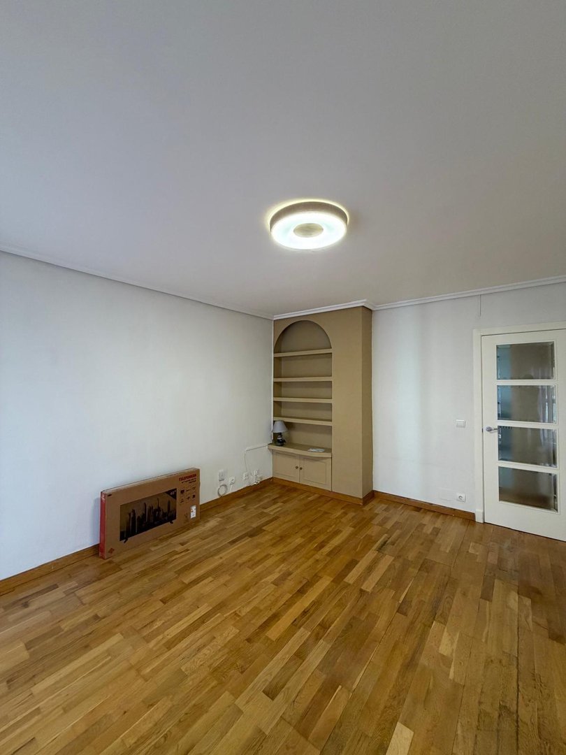 Piso de 86 m² en Toreno