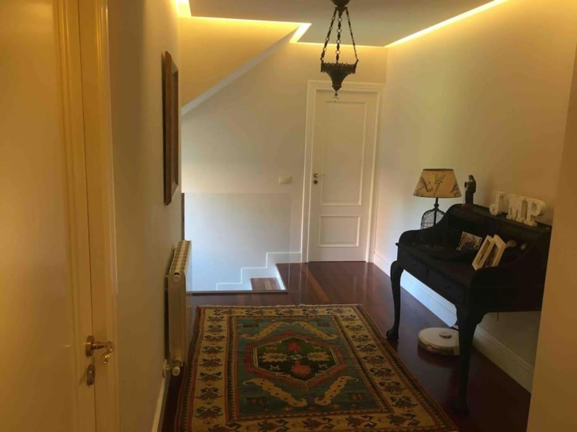 Piso de 300 m² en Vigo
