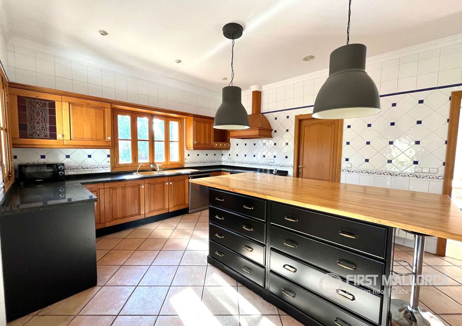 Haus 560 m² in Consell
