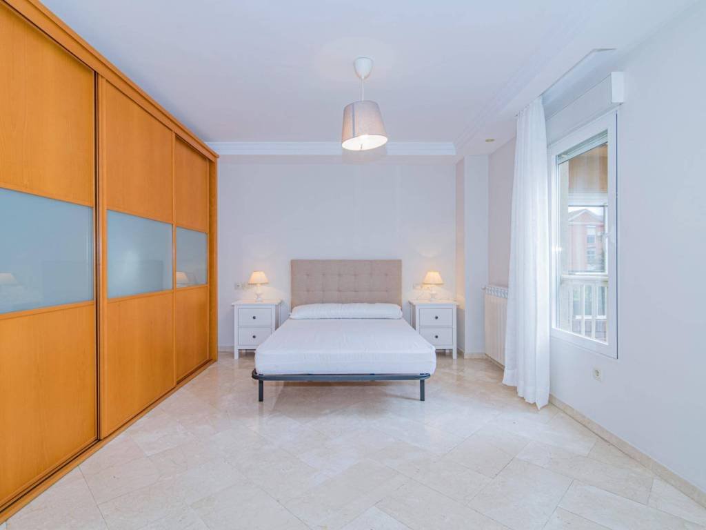 Piso de 111 m² en Granada