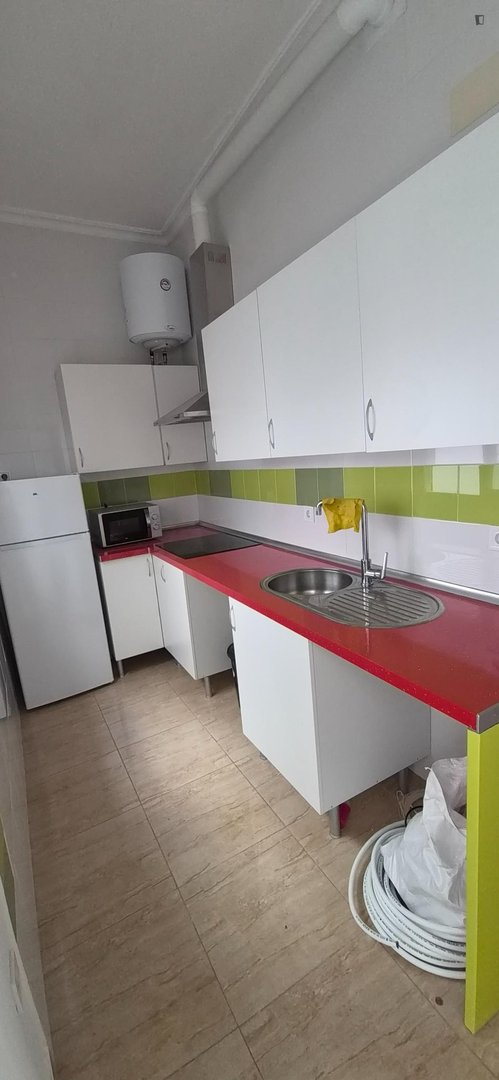 Room for rent, Seville