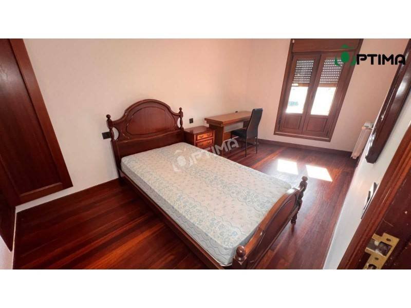 Appartamento 95 m² a Santiago de Compostela