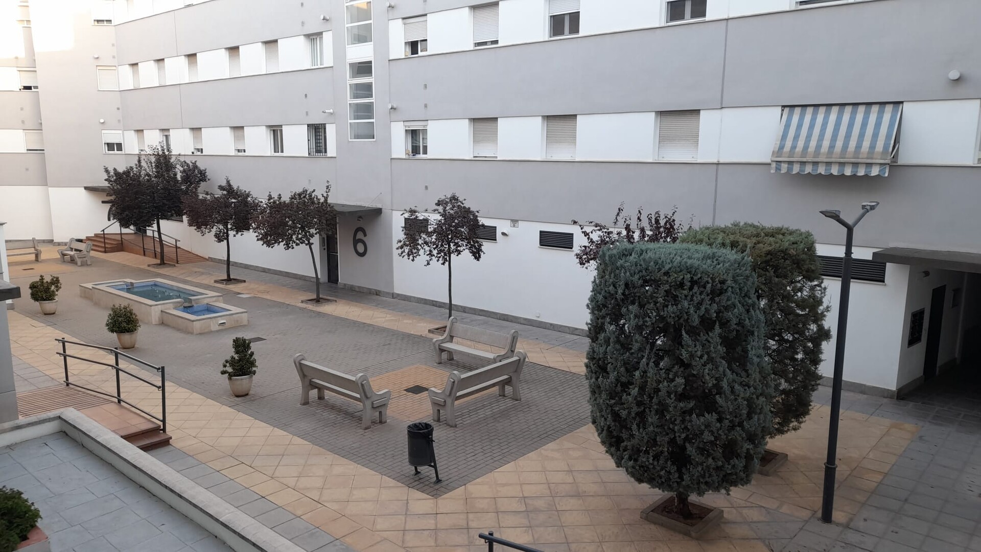 Pis de 96 m² a Còrdova
