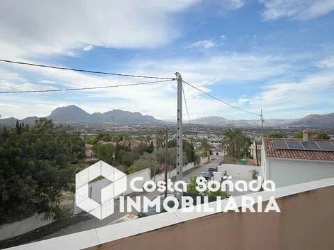 Casa de 230 m² en Alfaz del Pi