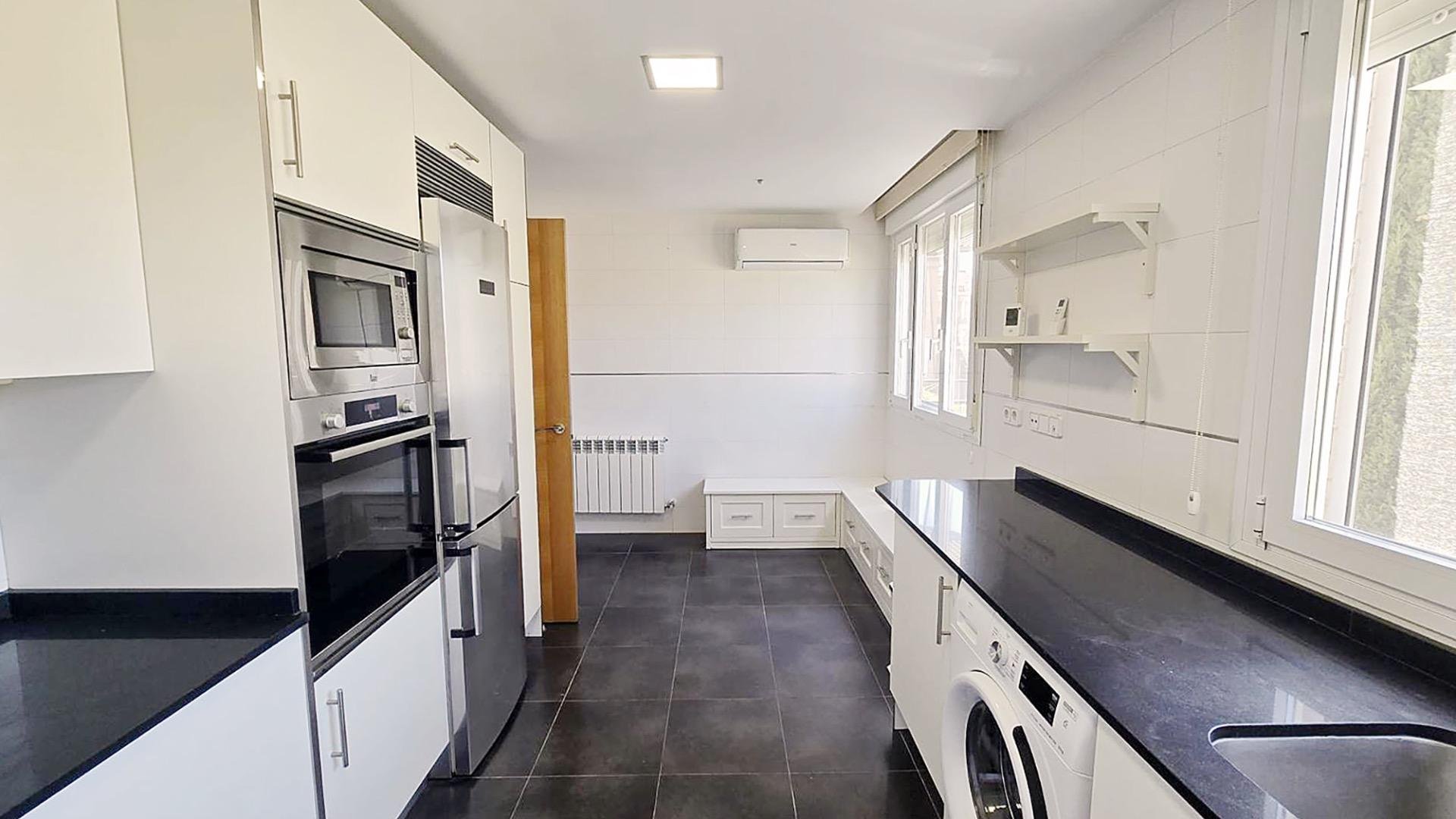 Habitación 337 m², Villanueva de la Cañada