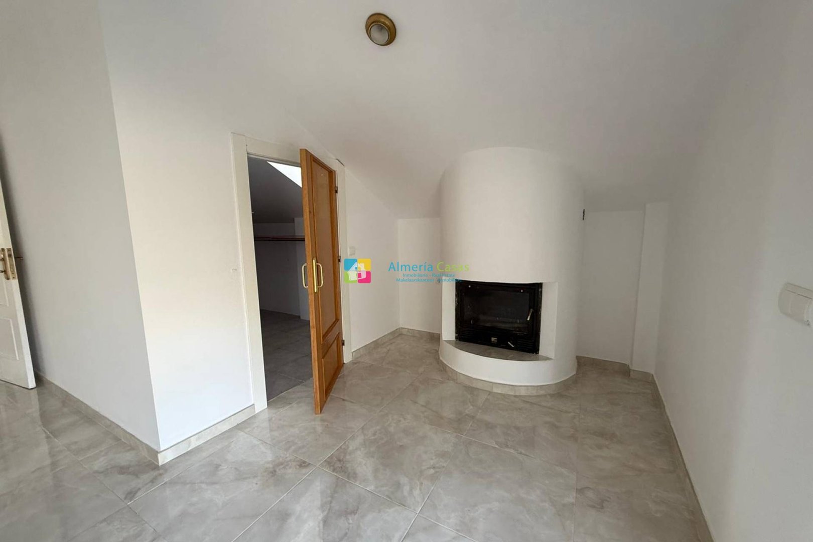 Piso de 300 m² en Albox