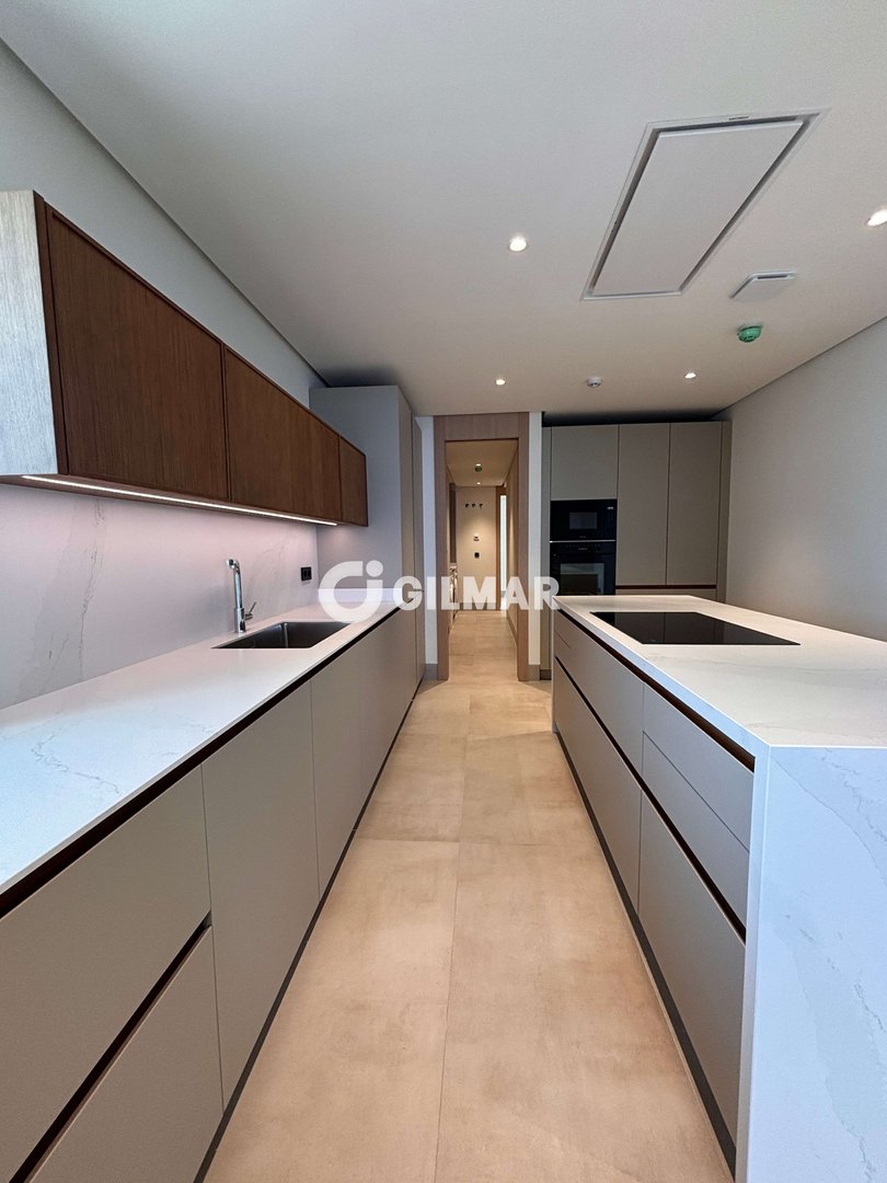 Wohnung 309 m² in Málaga