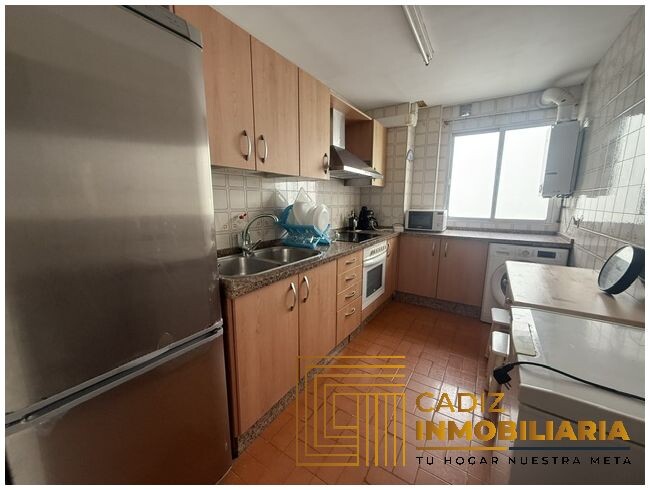 Piso de 90 m² en Cádiz