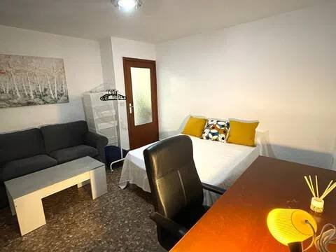 Habitación 90 m², Murcia