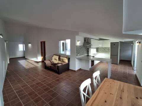 Piso de 105 m² en Vega de San Mateo
