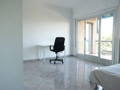 Habitación 140 m², Lérida
