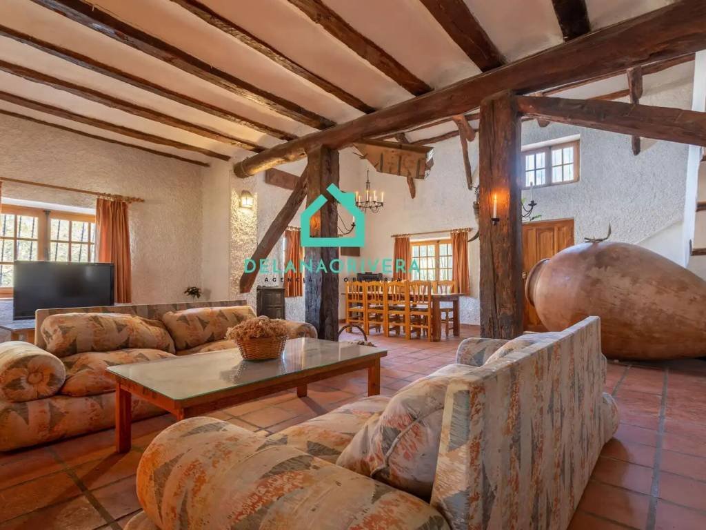 Piso de 300 m² en Villamalea