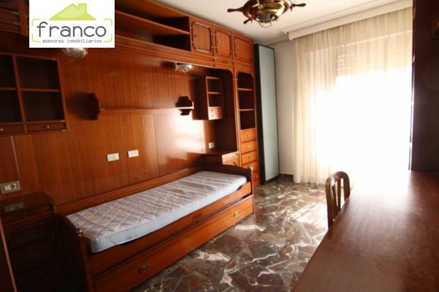 Piso de 120 m² en Murcia