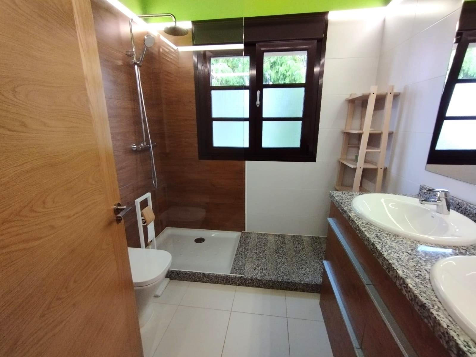 Piso de 80 m² en Oviedo