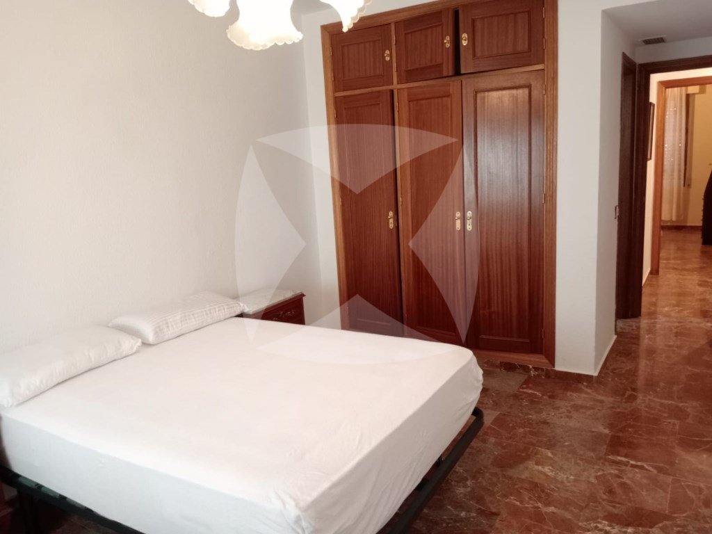 Piso de 140 m² en Badajoz