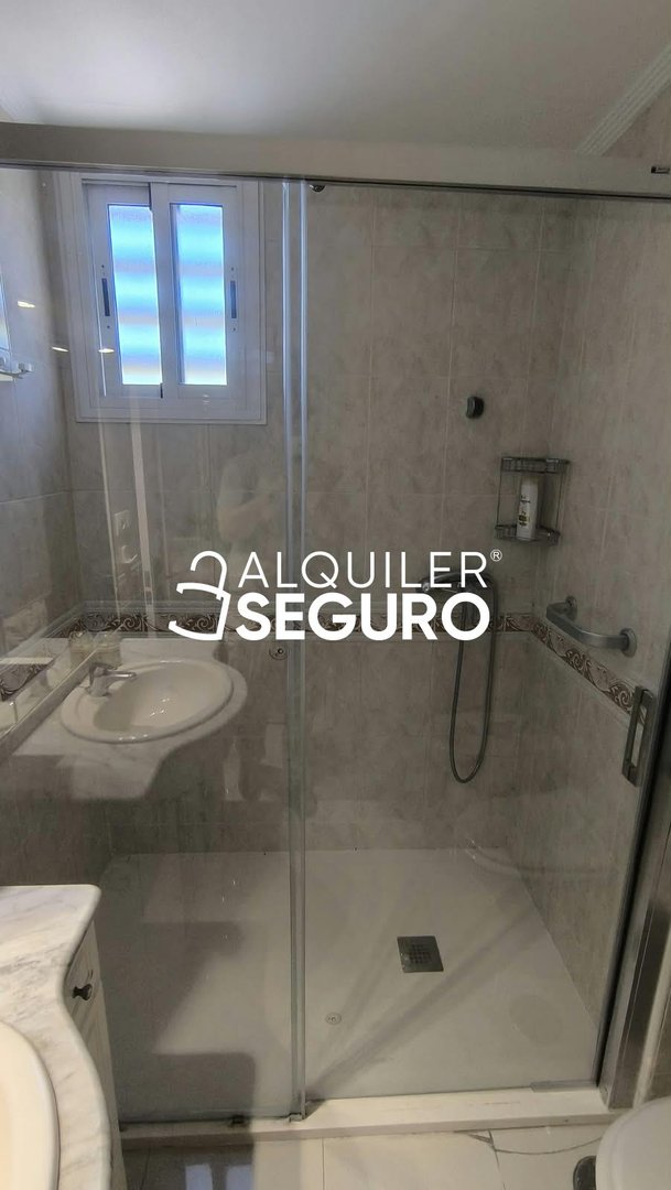 Piso de 90 m² en Sevilla