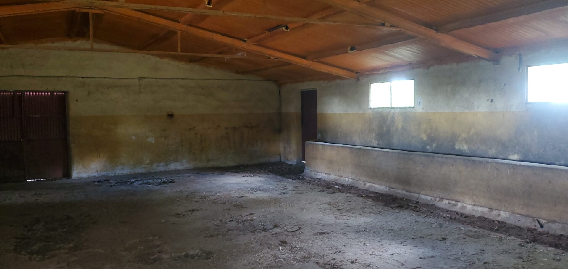 Pis de 13400 m² a Bargas