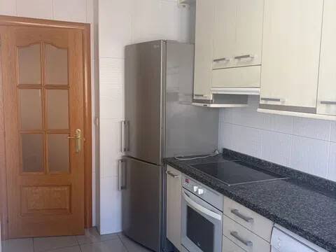 Piso de 89 m² en Oviedo