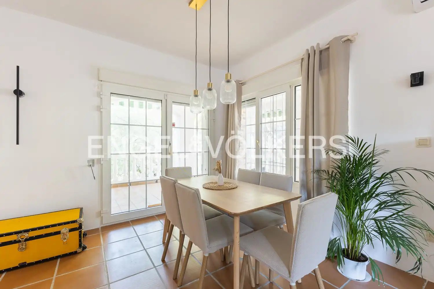 Casa de 238 m² en Paterna