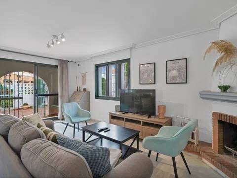 House 230 m² in Casares