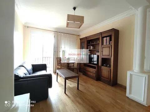 Piso de 90 m² en Oviedo