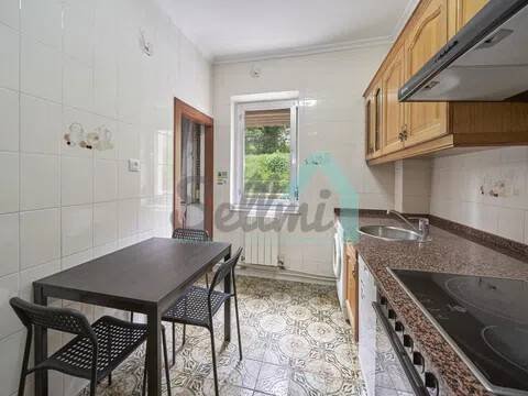 Piso de 80 m² en Oviedo