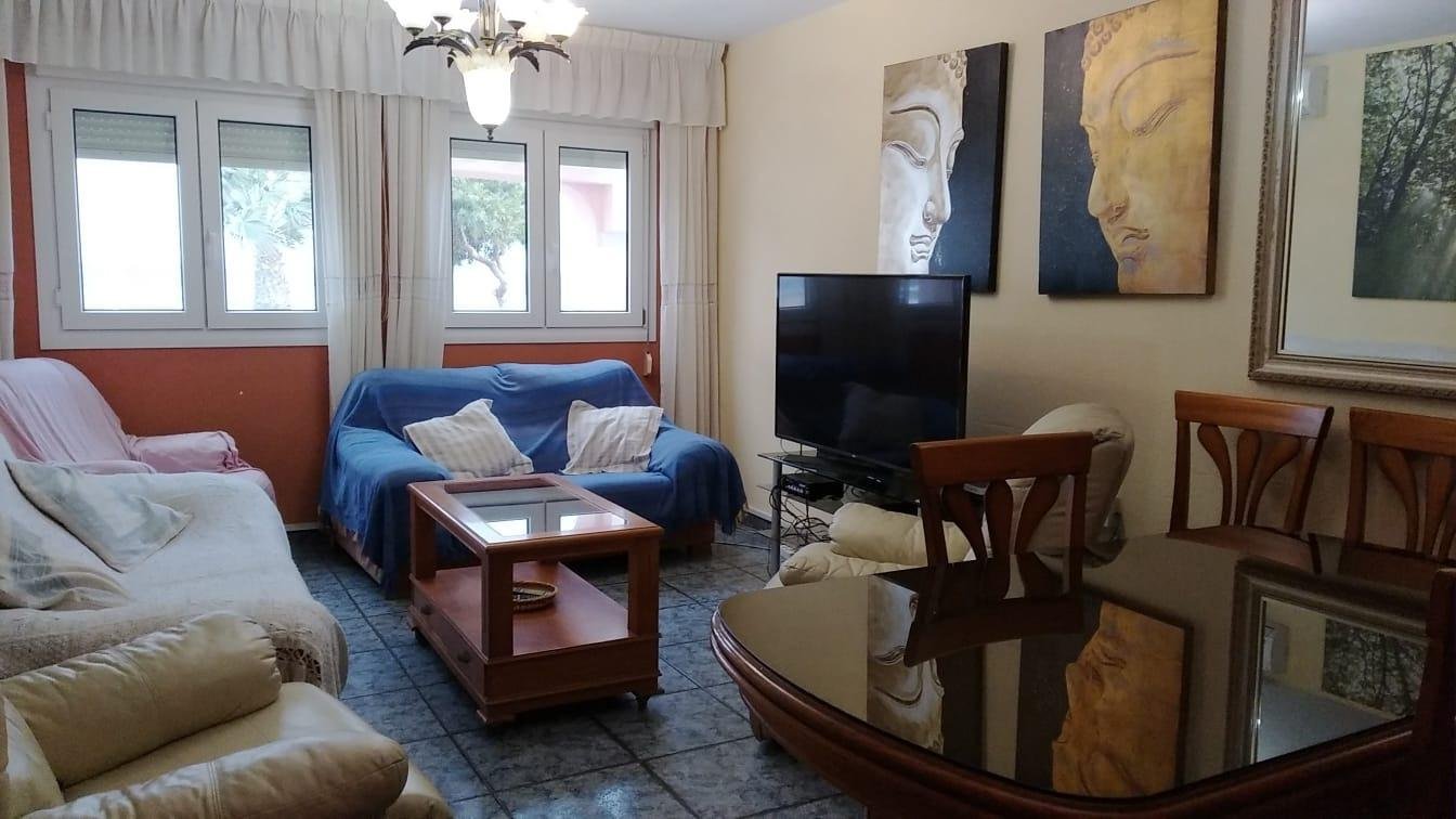 Habitación 250 m², Almería