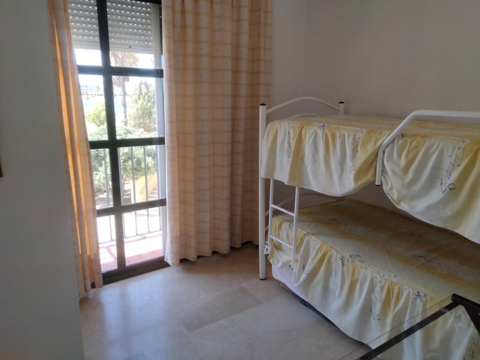 Piso de 77 m² en Chipiona