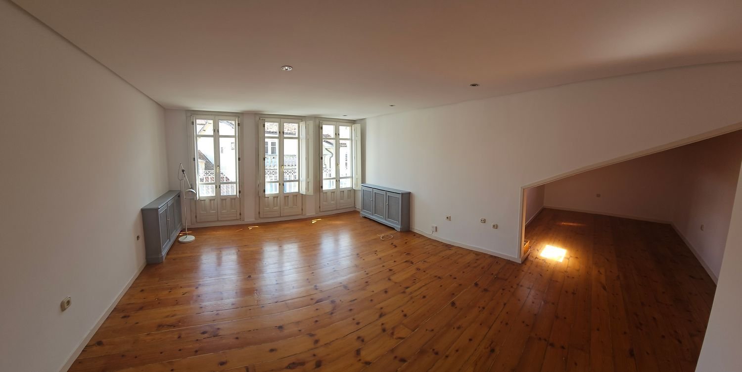Pis de 204 m² a Ourense