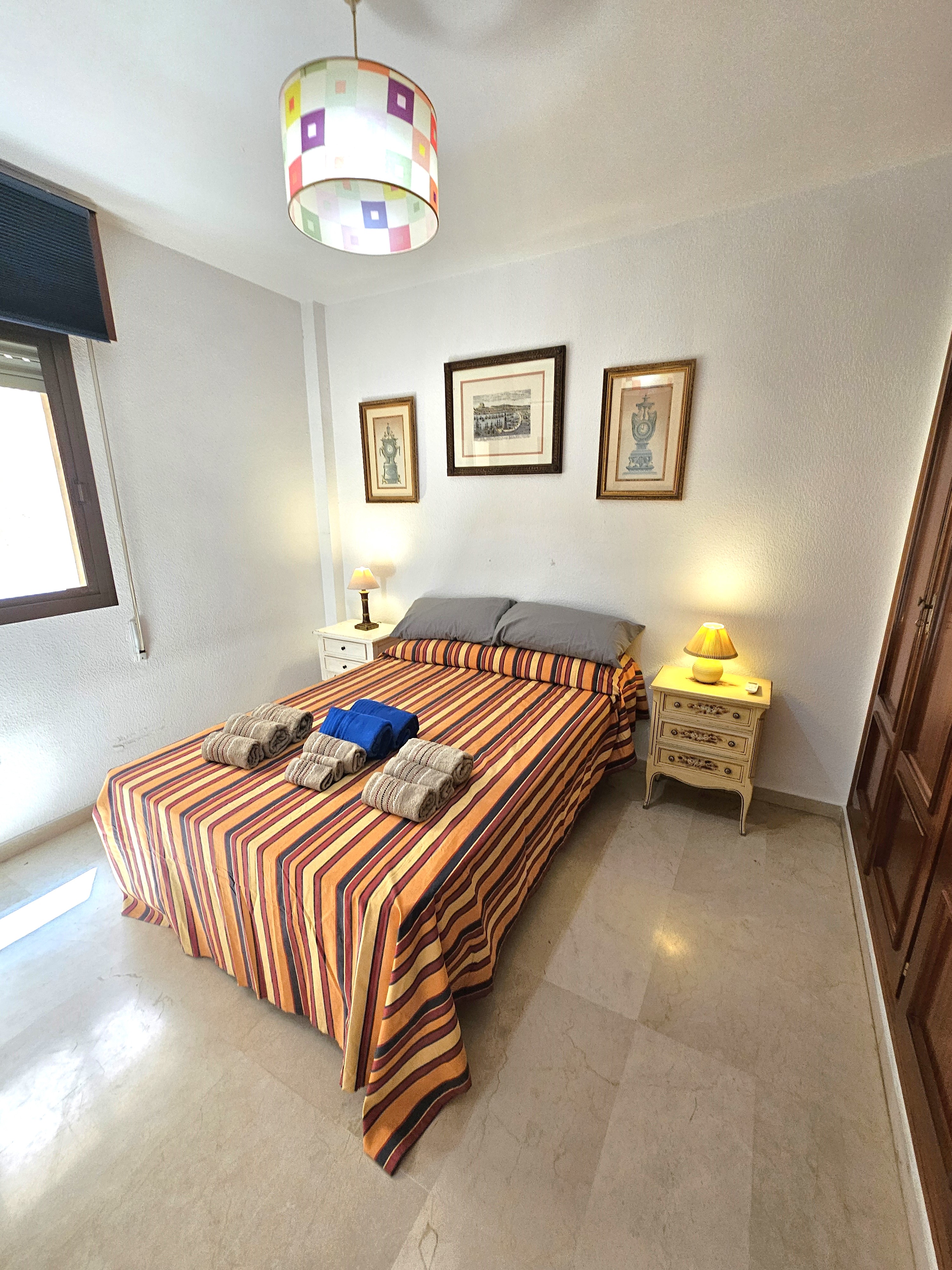 Habitación 100 m², Almería