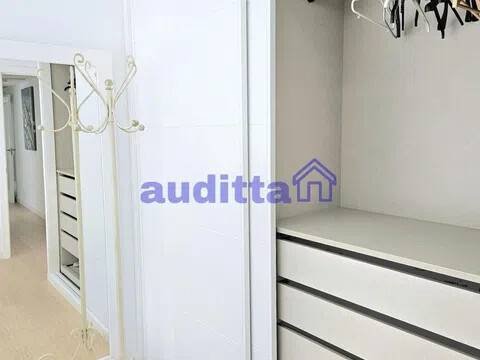 Piso de 90 m² en Sevilla