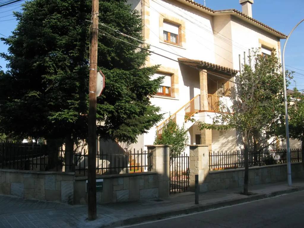 Casa de 186 m² en Cerdanyola del Vallès