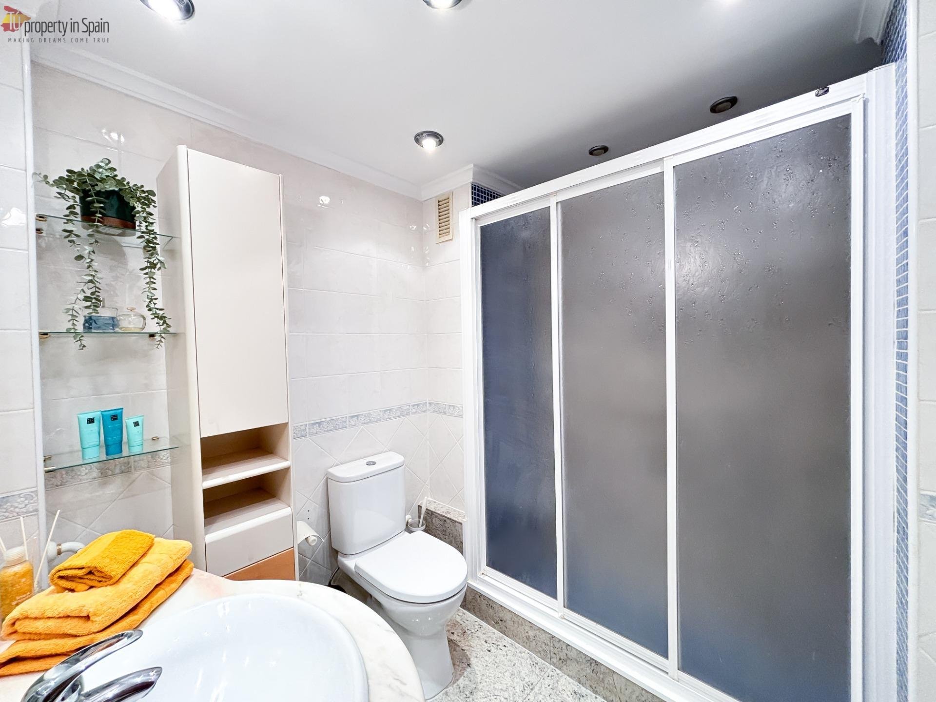 Habitación 96 m², Alicante