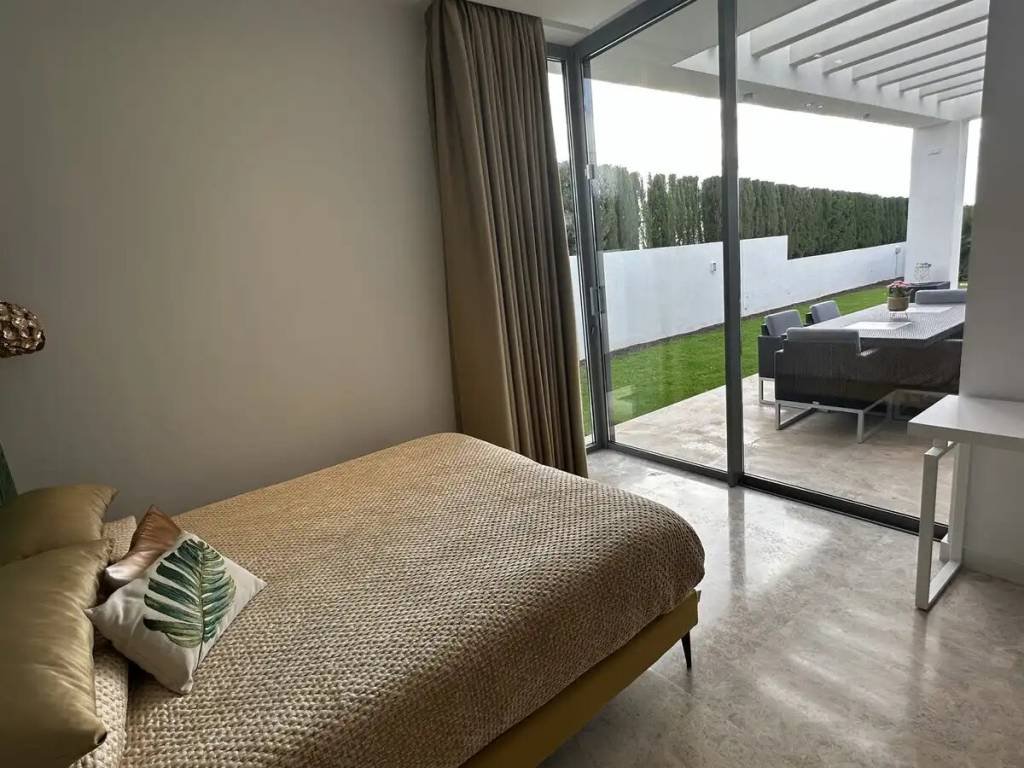 Casa de 435 m² en Estepona