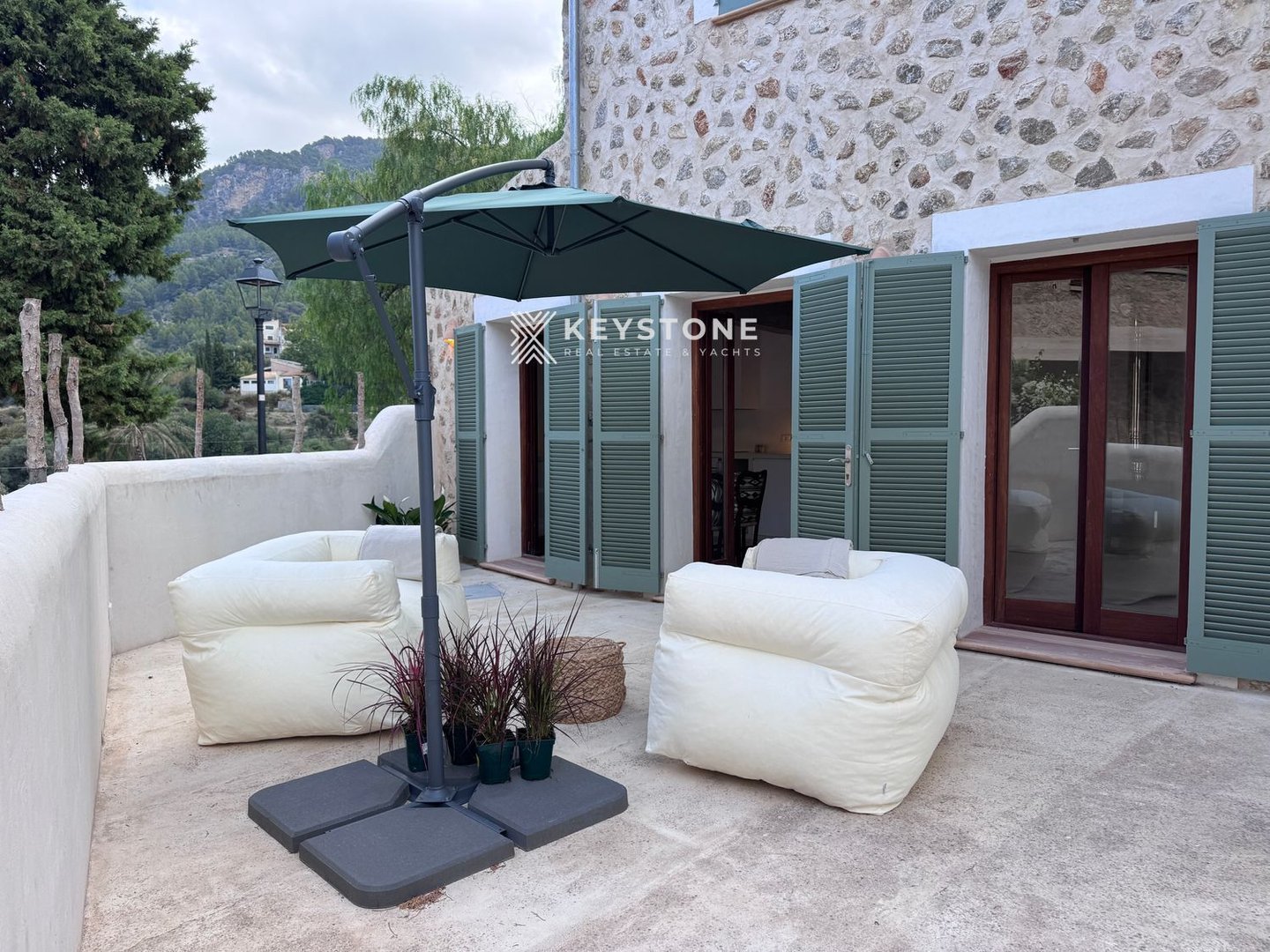 House 100 m² in Estellencs