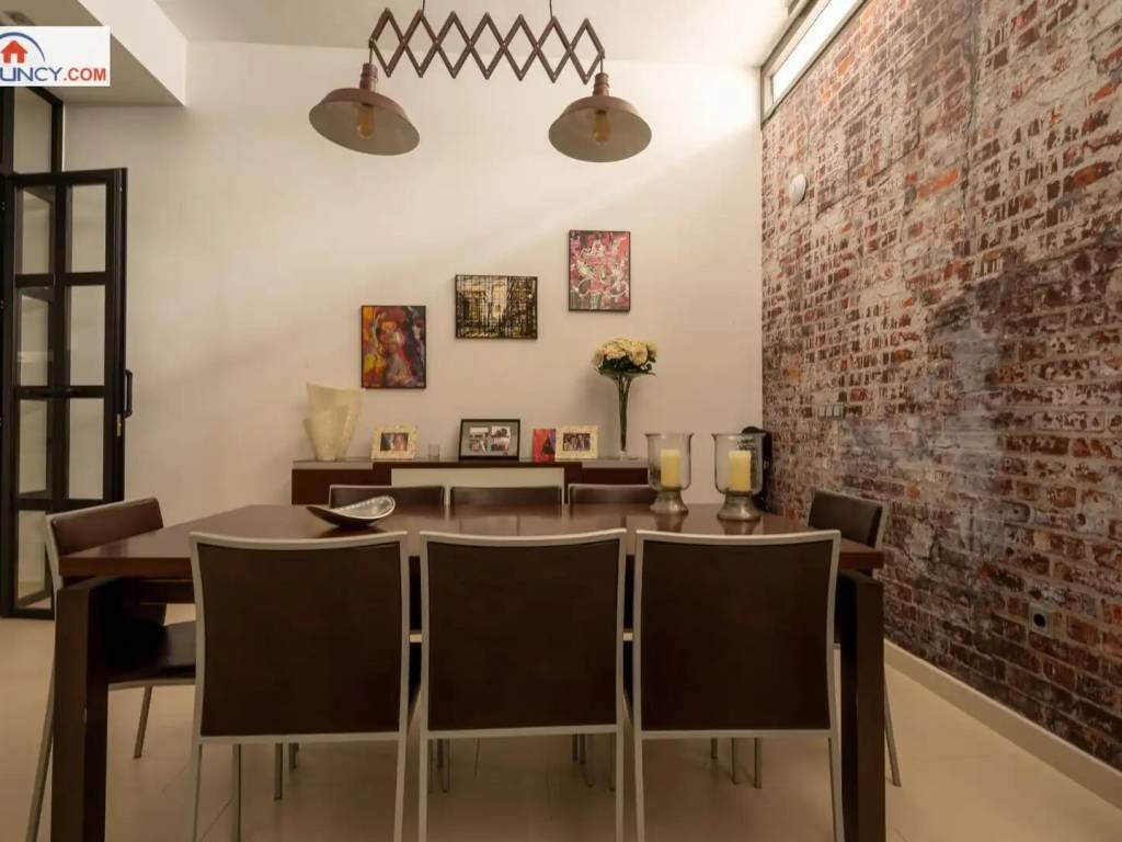 Casa de 372 m² en Dos Hermanas