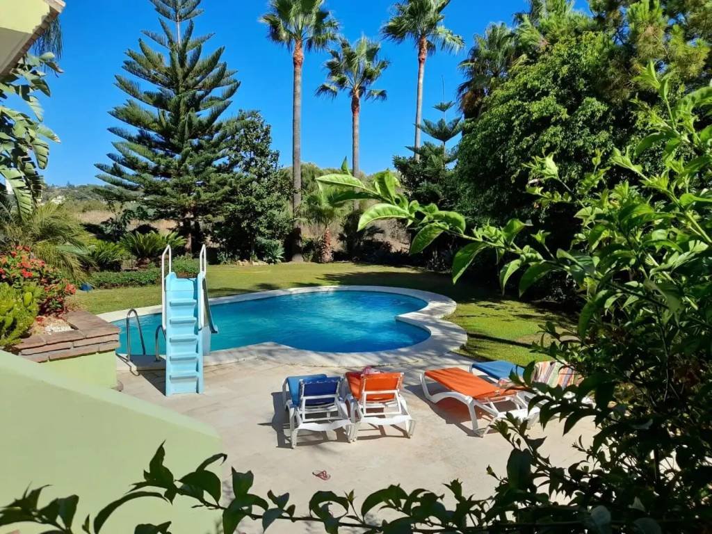 Casa de 752 m² en Estepona