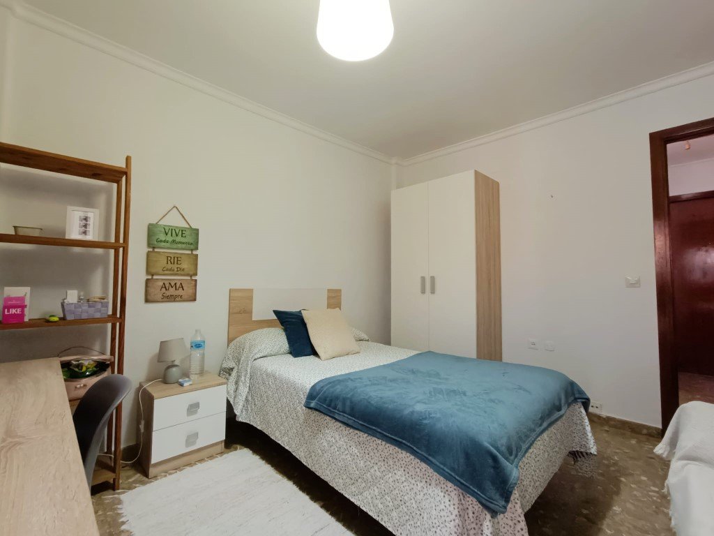 Habitación 75 m², Córdoba