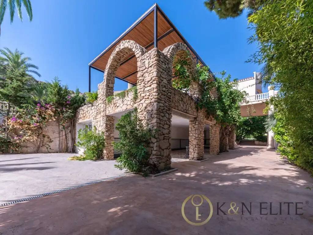 Casa de 1290 m² en Alicante