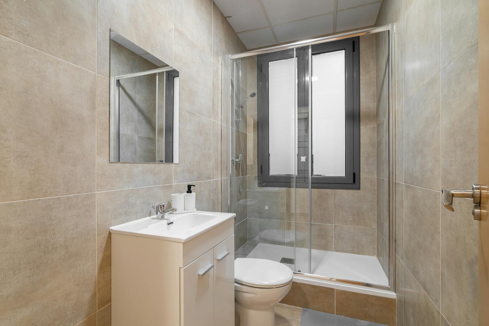 Habitación 195 m², Barcelona