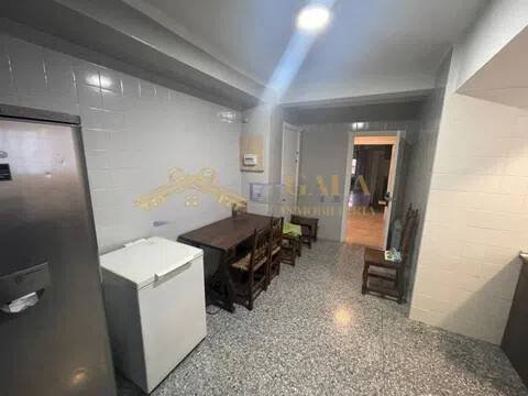 Habitación 115 m², Cáceres